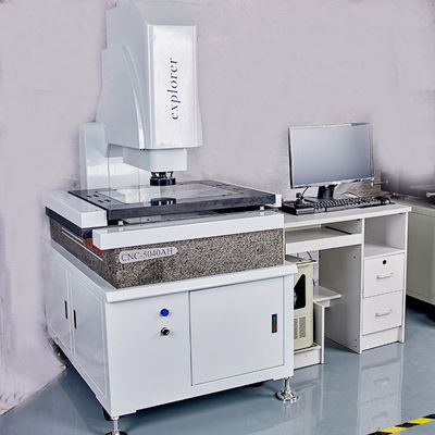 projetor de perfil ótico do CNC 220V, máquina de medição ótica da visão 2.5um